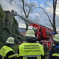 202403-117_personenrettung_mangoldfelsen_1.png